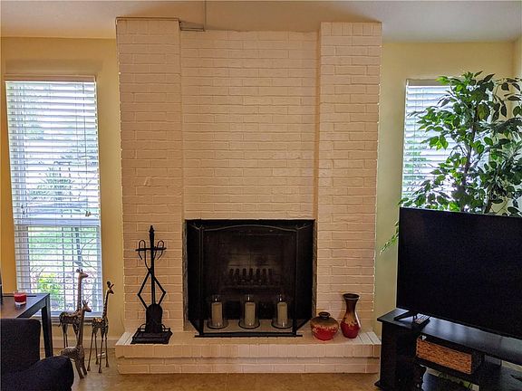 5th image of 109 Lesnick Dr