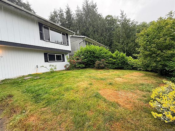 2nd image of 7810 Daphne Ave