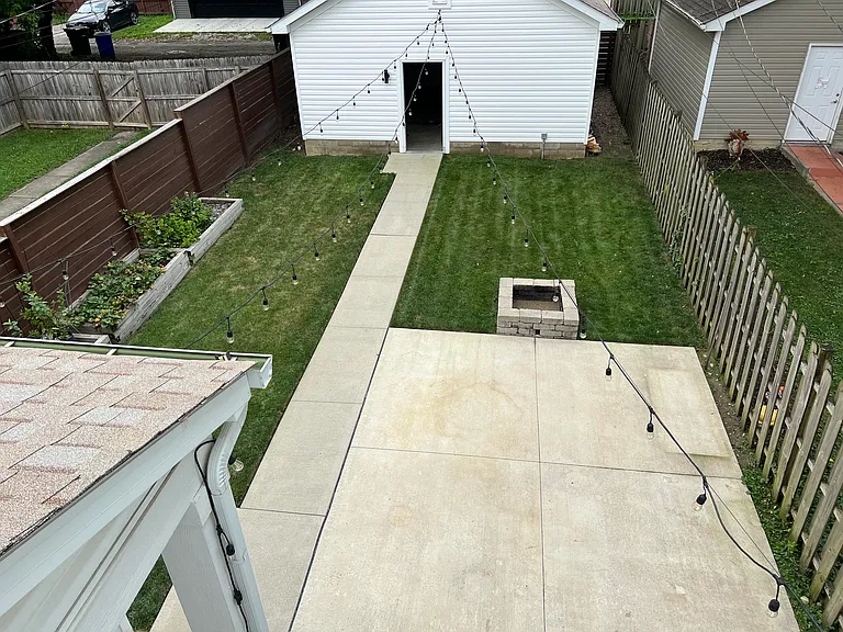 800 Heyl Ave — Photo 32