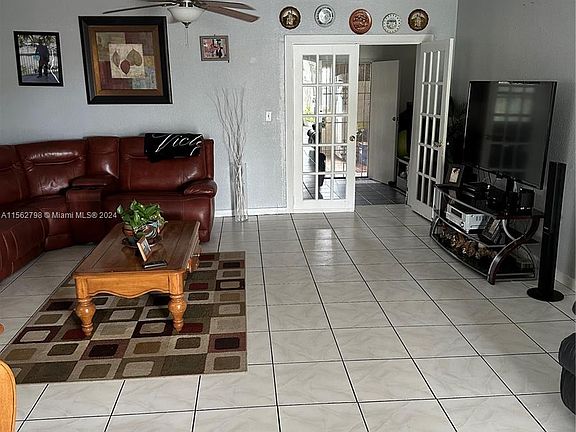 3rd image of 4351 NW 185th St