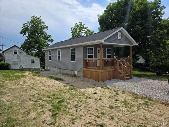 88 N 8th St, Ste Genevieve, MO 63670