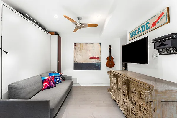 Sold by Corcoran | media 6