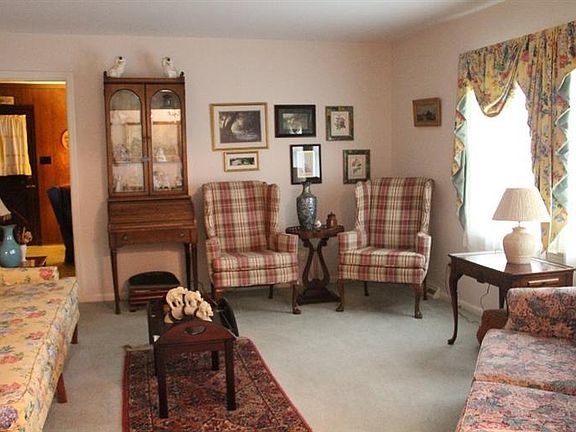 4th image of 1644 Donelwal Dr