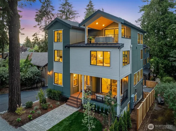 1218 NE 103rd Street, Seattle, WA 98125