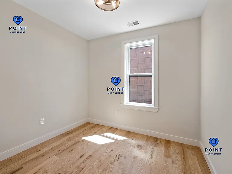 275 Webster St #3 — Photo 8