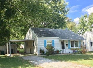 1505 N Monroe St, Litchfield, IL 62056