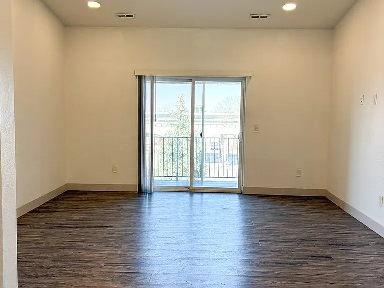 15300 E Arizona Ave — Photo 8