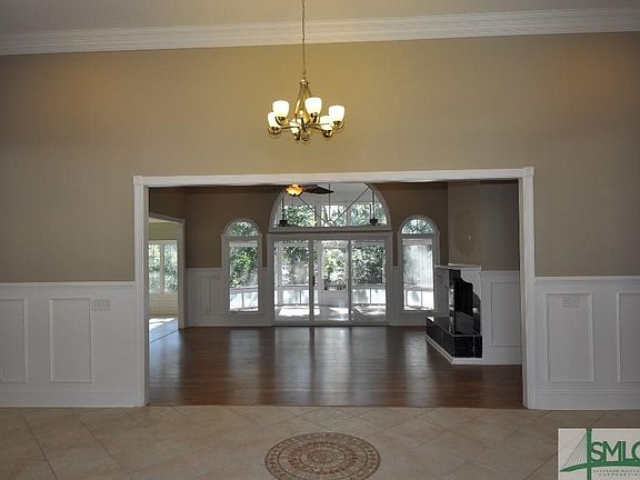 Foyer to Living Room