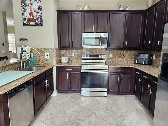 5th image of 8158 Brigamar Isles Avenue