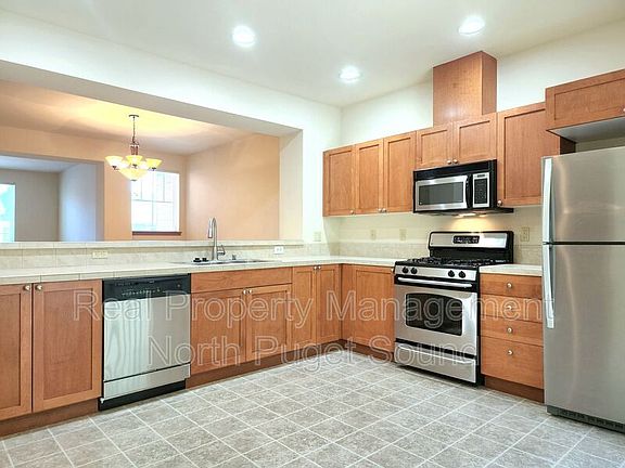 5th image of 18602 36th Ave W APT B