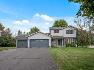 8571 Jorgensen Bay S, Cottage Grove, MN 55016