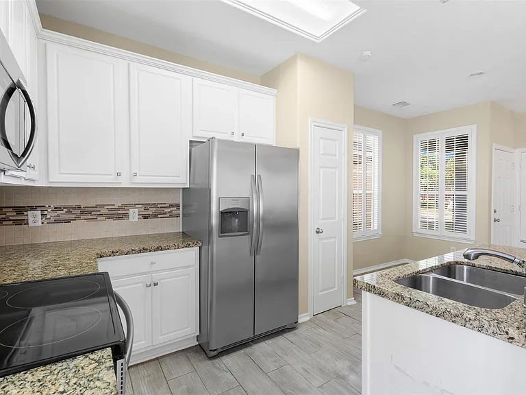 25211 Bentley Glen Ln — Photo 11