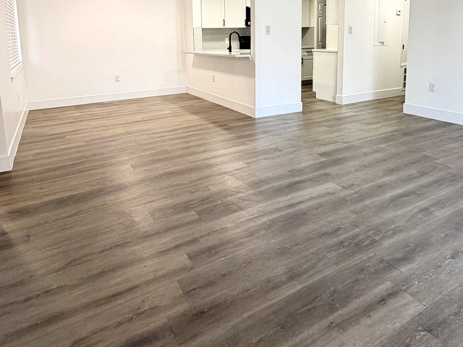 2 bed, 1132 sqft, $1,750 — Photo 4