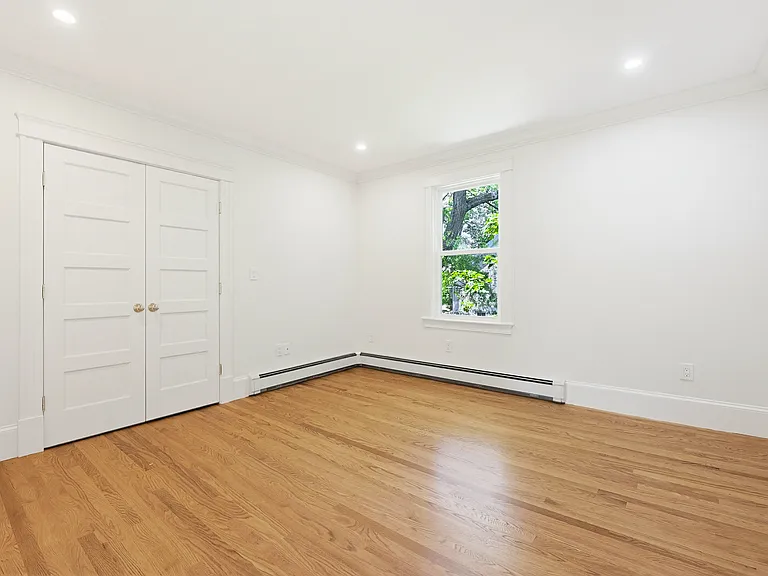 96 Liberty St #2 — Photo 11