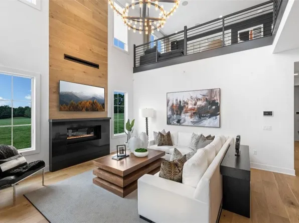 16 Dewitt Drive #70, Chappaqua, NY 10514