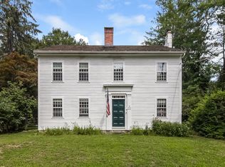 663 Nut Plains Rd, Guilford, CT 06437