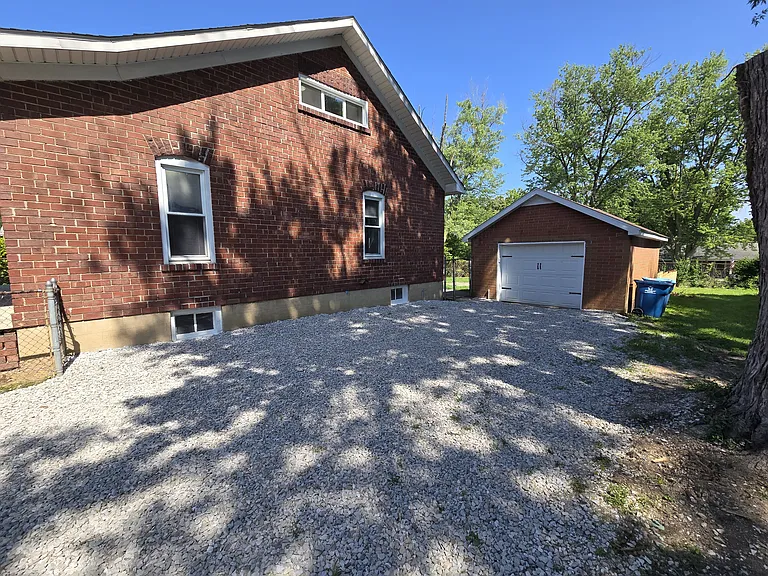 3532 Fullerton Ave — Photo 7