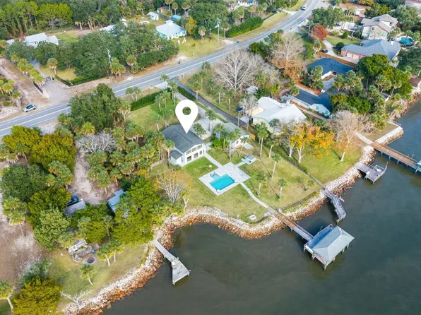 8978 Heckscher Dr, Jacksonville, FL 32226