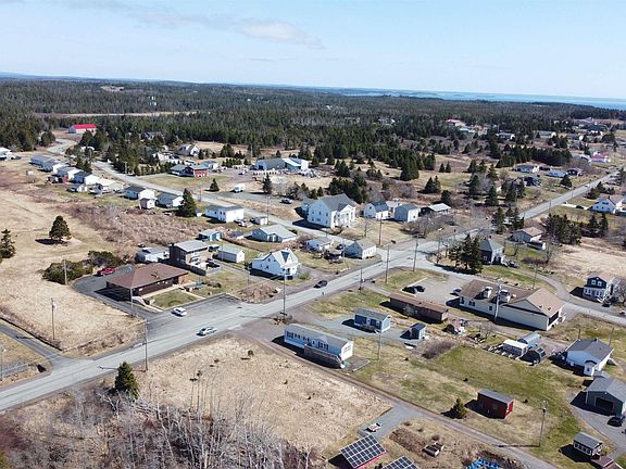 5th image of 2540 Highway 206
