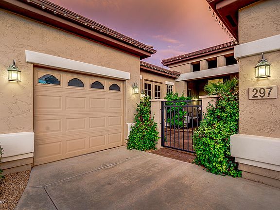 4th image of 297 E Julian Dr