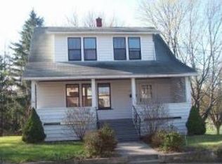 2700 Williams St, Endwell, NY 13760