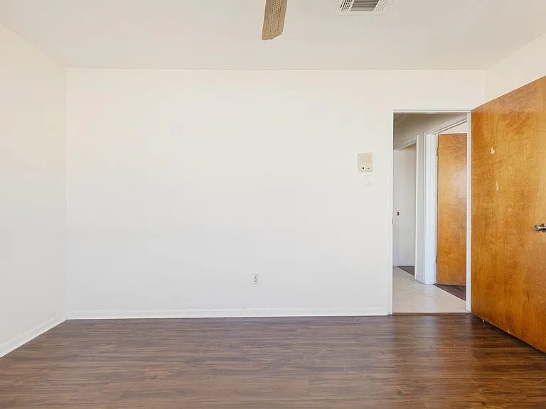 1006 Bolton Dr — Photo 17