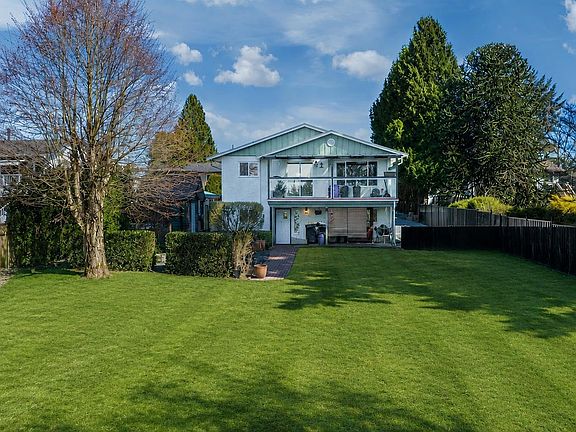 2nd image of 7655 Woodcock Cres