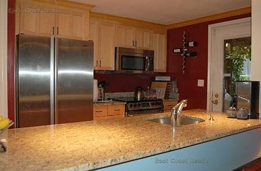 2nd image of 490 Columbus Ave #1