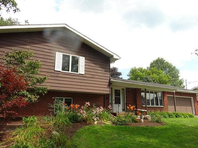 1st image of 58 Greensview Dr