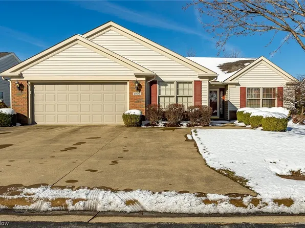 1900 E Waterberry Dr, Huron, OH 44839