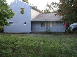 201 Holly Ln, Williamstown, NJ 08094