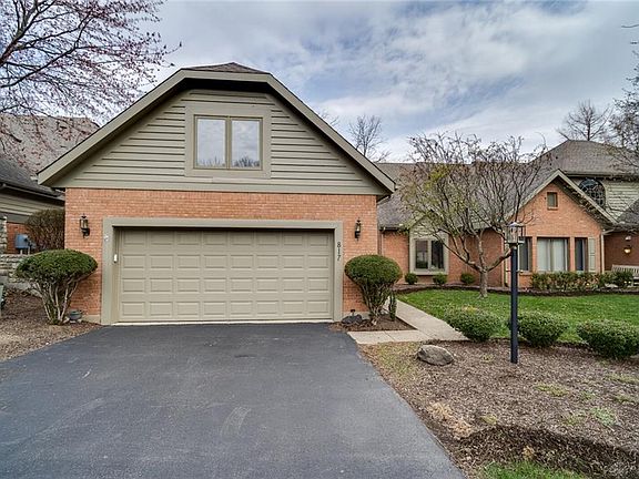 3rd image of 817 Timberlake Ct