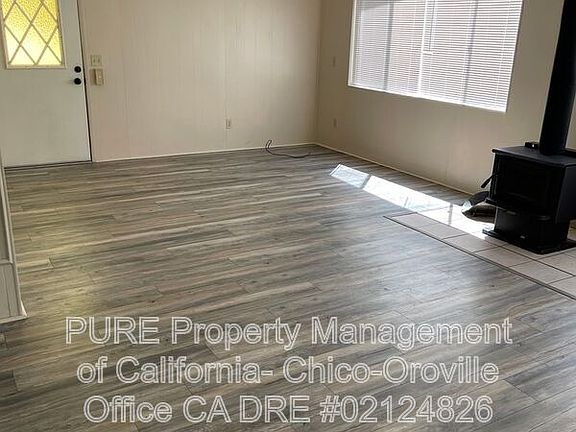 4th image of 533 Silver Leaf Dr
