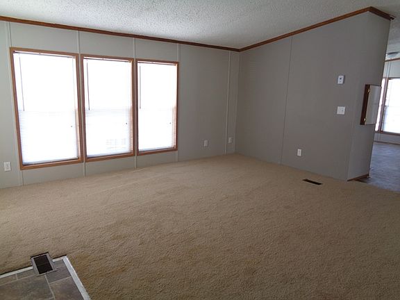 4th image of 206 Monticello Dr