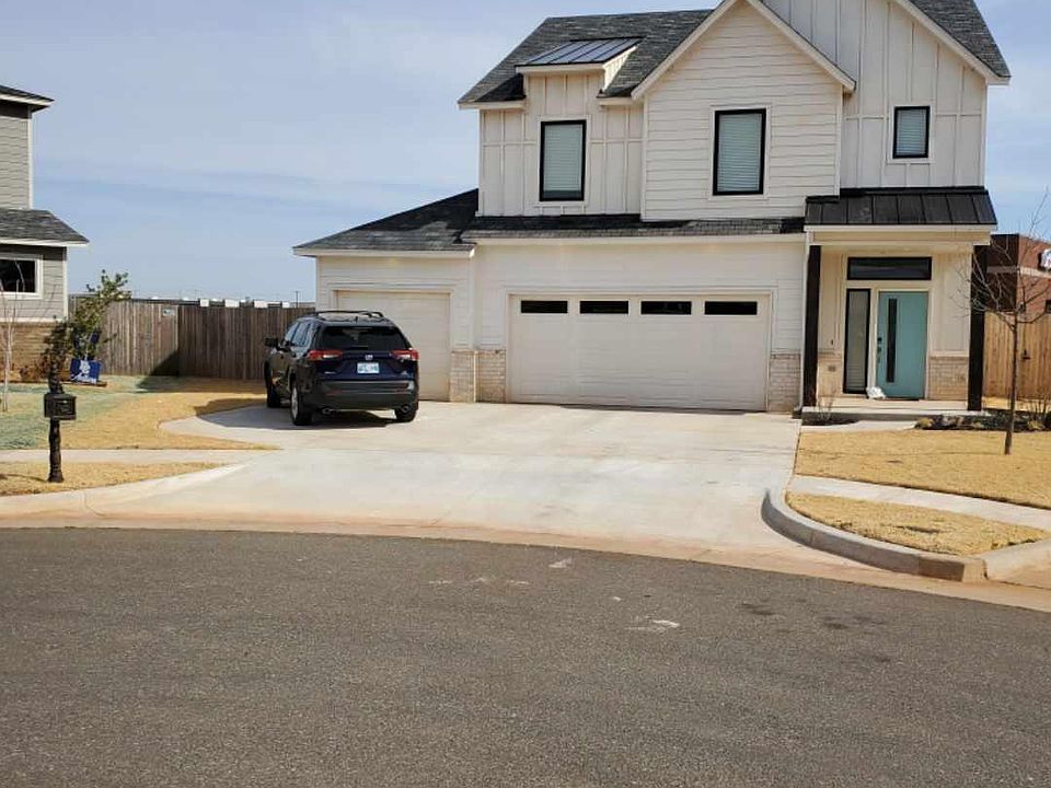 1st image of 3901 NW 165th Cir