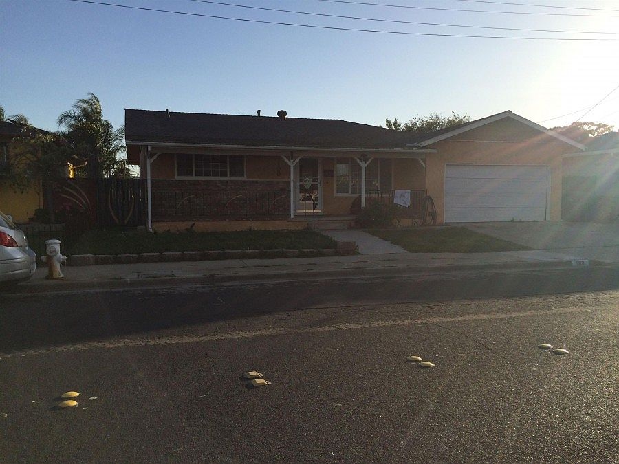 1st image of 1100 E 13th St
