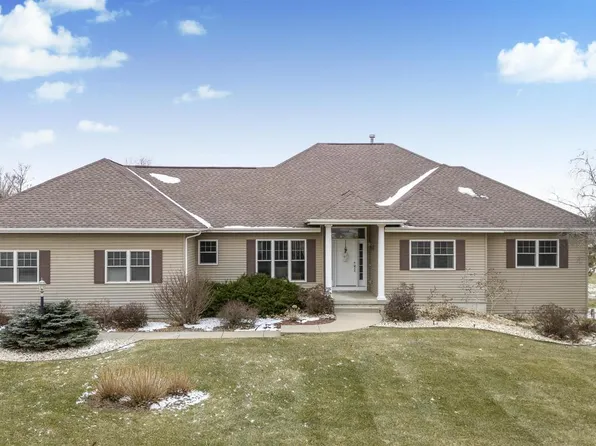 3753 Coachman Way, Cross Plains, WI 53528