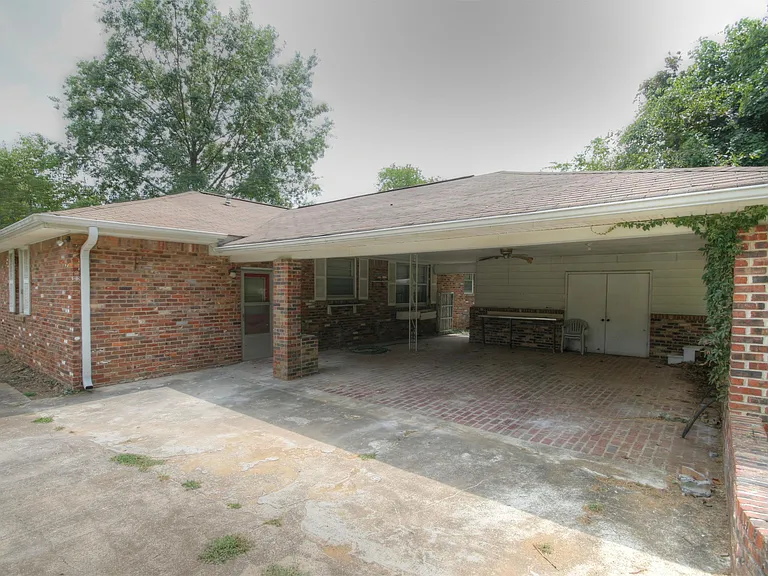 7620 Charlotte Dr SW — Photo 23