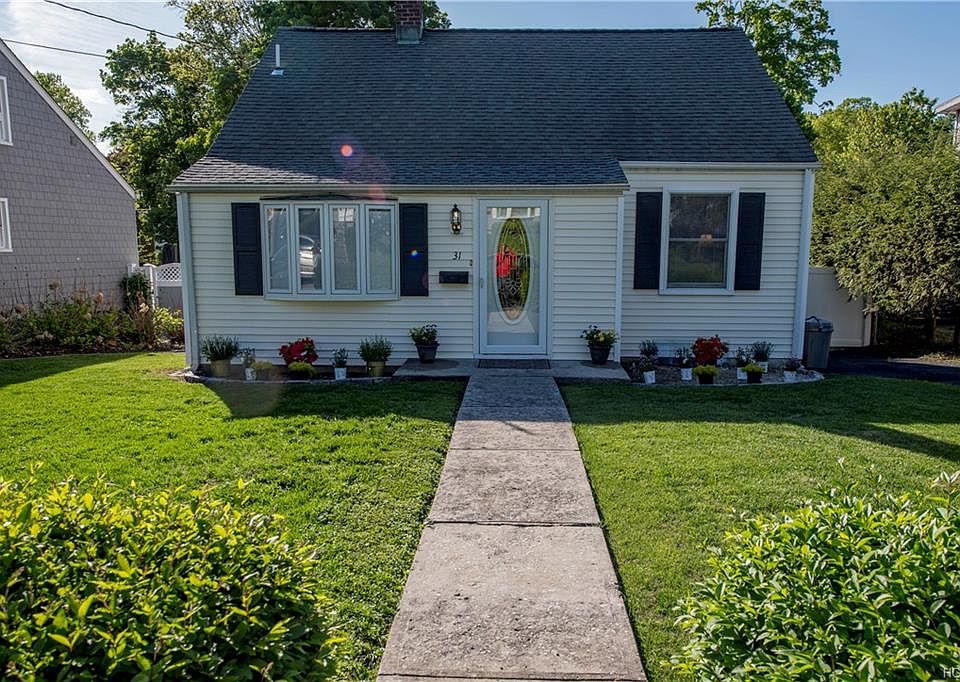 1st image of 31 Wells Ave