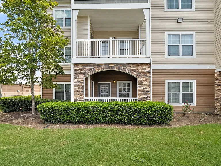 Ansley Place — Photo 36