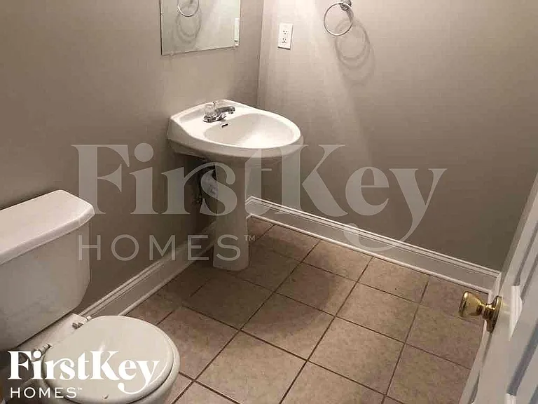 1813 Alcovy Springs Ln — Photo 7