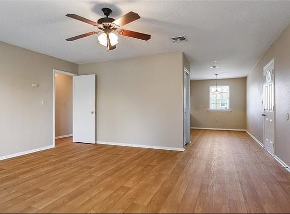 2nd image of 303 Russell Dr