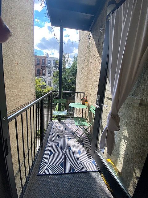 1st image of 342 21st St APT 2l
