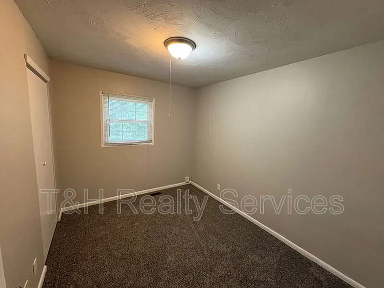 3644 Celtic Dr — Photo 10