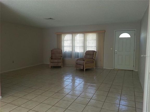 4th image of 464 Circlewood Dr #L-13