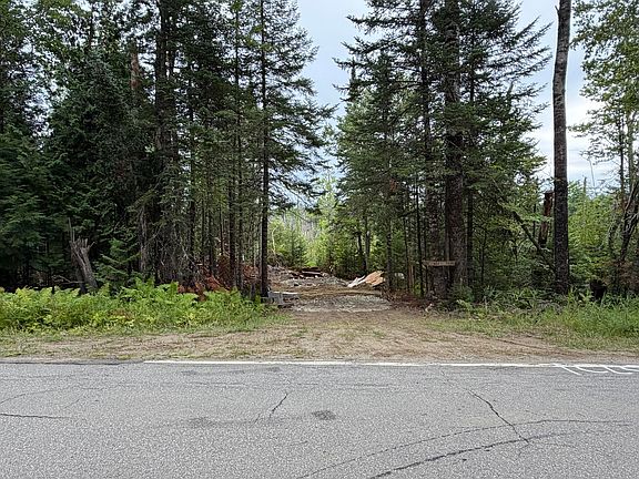 2nd image of 684 Lower Detroit Road