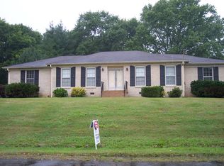 7212 Willow Creek Dr, Nashville, TN 37221