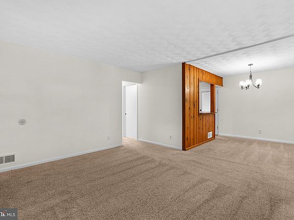 5th image of 3115 Lavall Ct
