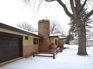 4841 S 81st St, Greenfield, WI 53220