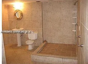 16740 NE 9th Ave #608 — Photo 4